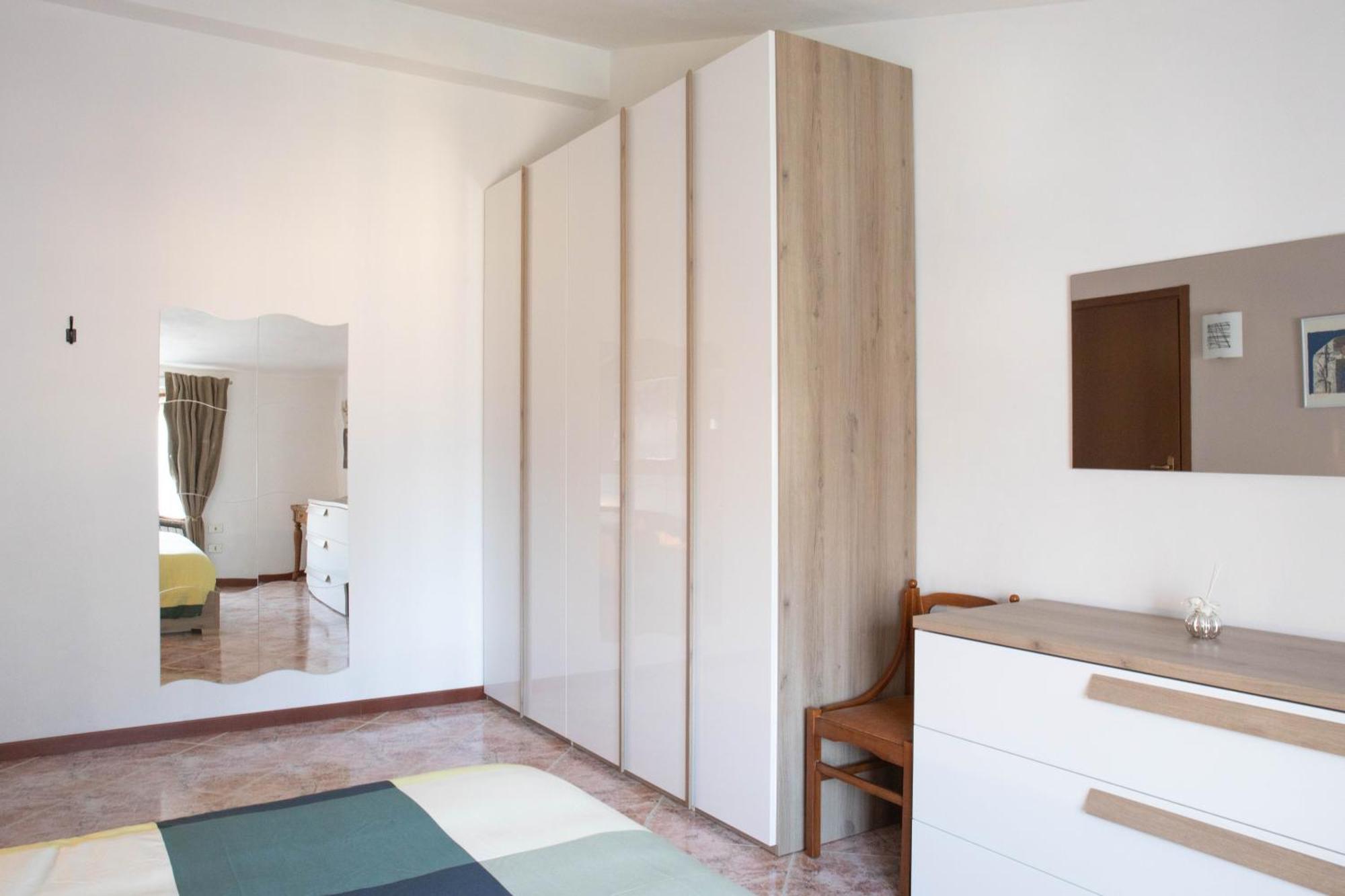 Silla House - A Due Passi Dal Lago Malgrate Exterior photo
